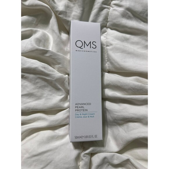 NIB QMS Advanced Pearl Protein Day & Night Cream (MSRP $345) - Picture 3 of 5